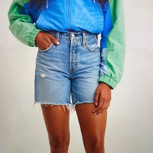 Levi 501 Mid Thigh Women’s shorts